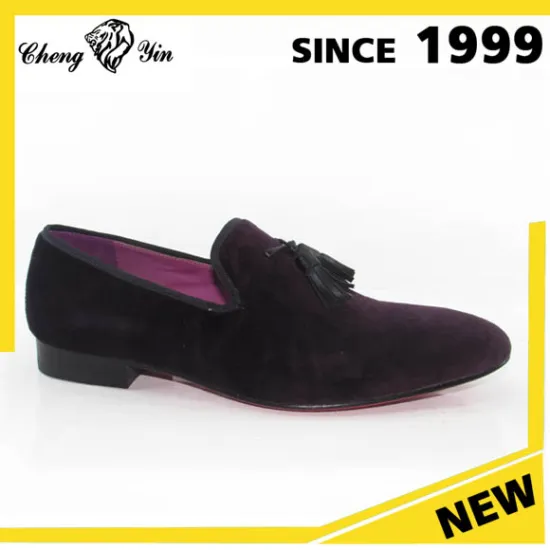 2017 Hot Selling classy black suede leather luxurious tassel men loafer Dress driving Shoes