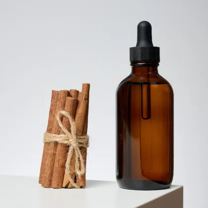 Organic cinnamon oil food grade