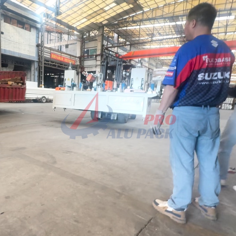 automatic film taping machine