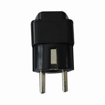 Universal Transformer with Plug