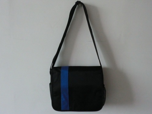 Özel 420D Polyester Messenger omuz çantası
