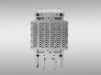 PET preform injection mold