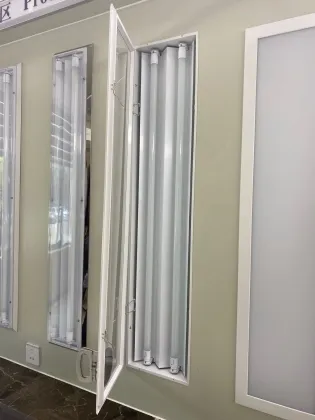 Cleanroom Lighting 1200x300mm Double Tube Fluorescent LED Light Fixture