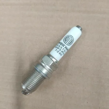 High Quality Weichai Spark Plug 1003373173 for Truck Engines