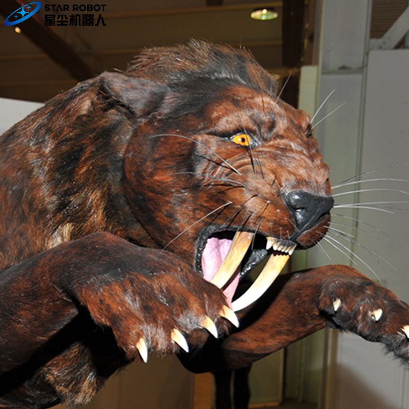 Animatronic Saber Toothed Tiger model