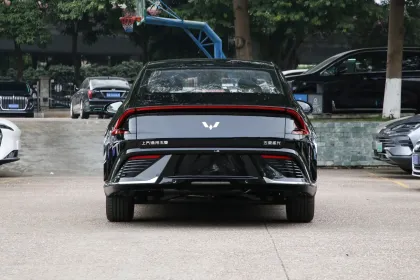 Wuling Xingguang Electric Car: 2023 1.5L 150KM Luxury 5 Seater Hybrid EV Sedan