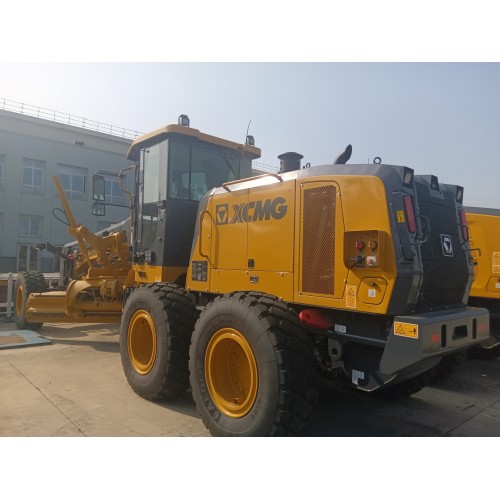 Высококачественный GR2605 AT Используемый Motor Grader