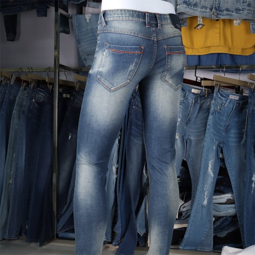 Estilo de moda masculino jeans de pierna recta suelta al por mayor