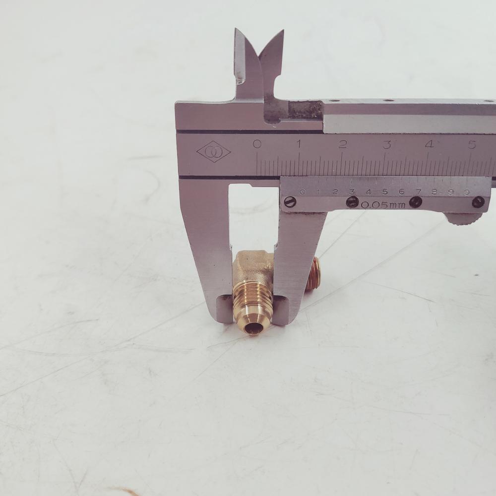 Male Elbow Adapter 68139
