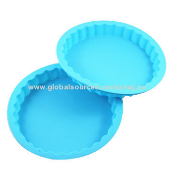 Round silicone cake mold