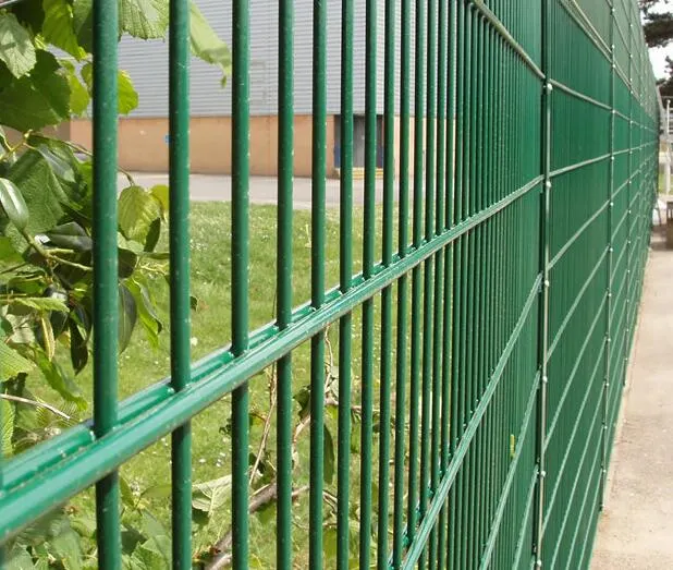 Sportfield Pool Hot Dipped Galvanized Welded Double Wire Fence