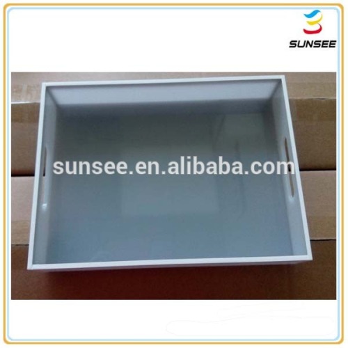 Factory direct supply popular deluxe design and beautyful shape acrylic serving tray for sale