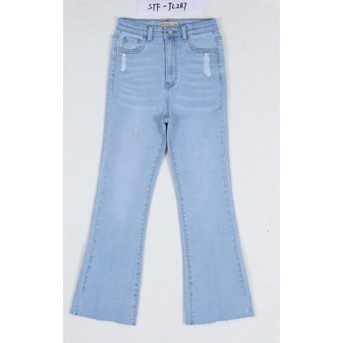 Frauen trennten die Bootcut -Jeans