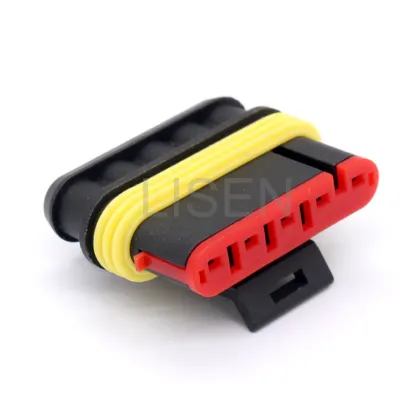 TE Connectivity Tyco Amp Superseal 1.5 Series 5 Pin Female Plastic Cable Connectors - 282089-1