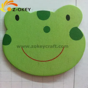 2016 Popular Yiwu product frog-shape wood fridge magnet alibaba