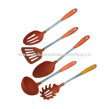 Best Selling Nylon Kitchenware/Cooking Utensil Set with S/S Handle