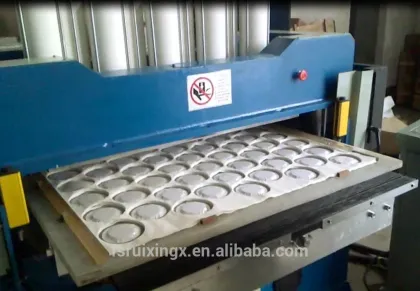 Paper die cutting machine