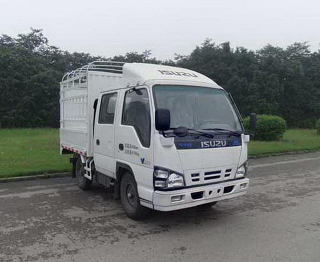 ISUZU 120HP Silo Type Transport Truck