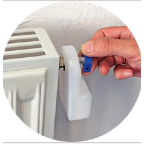 Chave de sangria do radiador com 80 ml de tanque de água