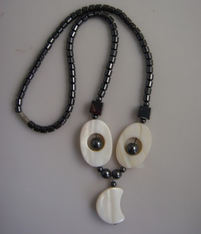 Collier de coquille de perle d&#39;hématite