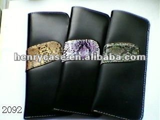 glass pouch with snake printed in surface