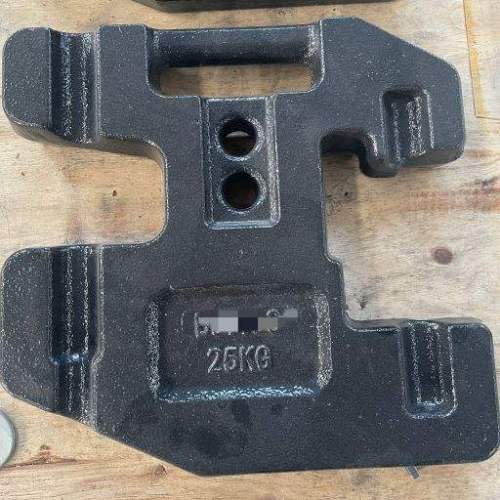 Cast iron counterweights for tractors