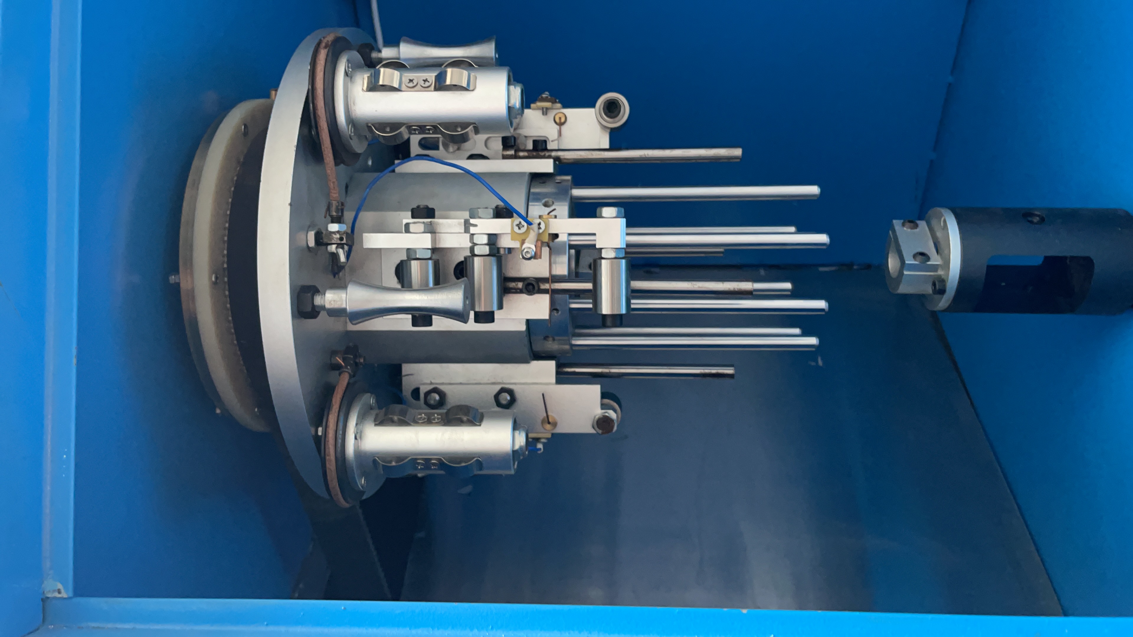 Solución automatizada de envoltura de cinta de mica