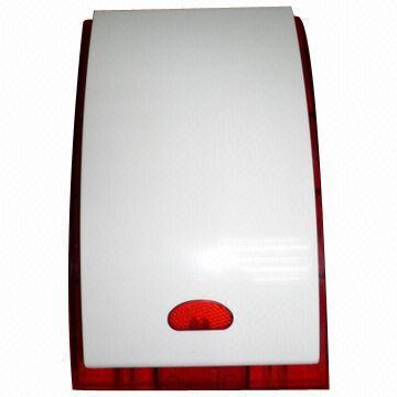 Outdoor alarm siren with strobe light