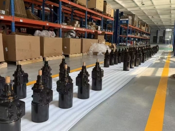 KMSU Dump Truck HD785-7 Steering Valve 561-40-83300
