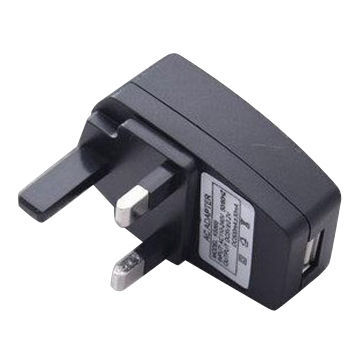 UK Standard Adapter for Electronic Cigarettes with CE/RoHS Marks and Fast Delivery