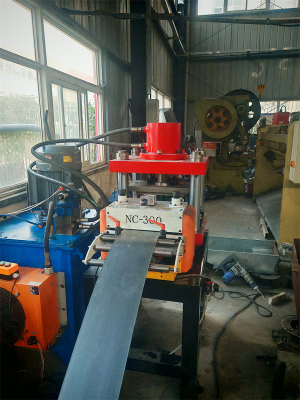 High Performance Hydraulic Connector Machine