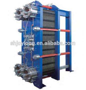 Plate heat exchanger for boat part of engine