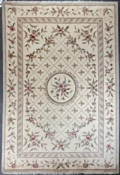 Floral Symmetrical Exquisite Carpet