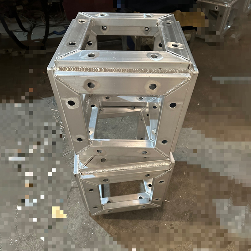 Alüminyum Kafes Kare Konektörü