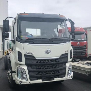 Dongfeng tractor head  M5 4x2 tractor truck with 380hp right hand drive /RHD for sale