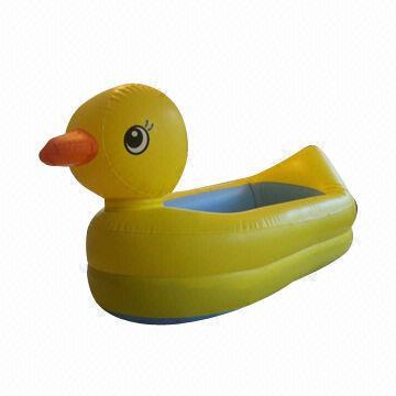 Inflatable baby safety duck bath tube