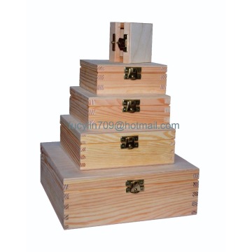 Wooden Keepsake Decoupage Storage Box With Lid