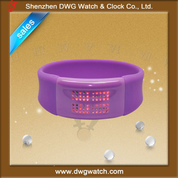 2012 new fashion digital led watch
