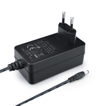 CE 12V 3A 3.5A Adaptador de potencia montada en la pared