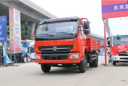 Dongfeng Captain cargo truck with Cummins engine