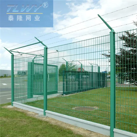 Curvy PVC welded wire mesh fence