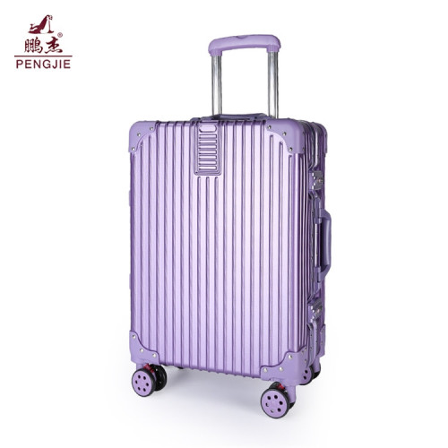 Sân bay chất lượng cao nhất năm 2018 Trave Hard-case