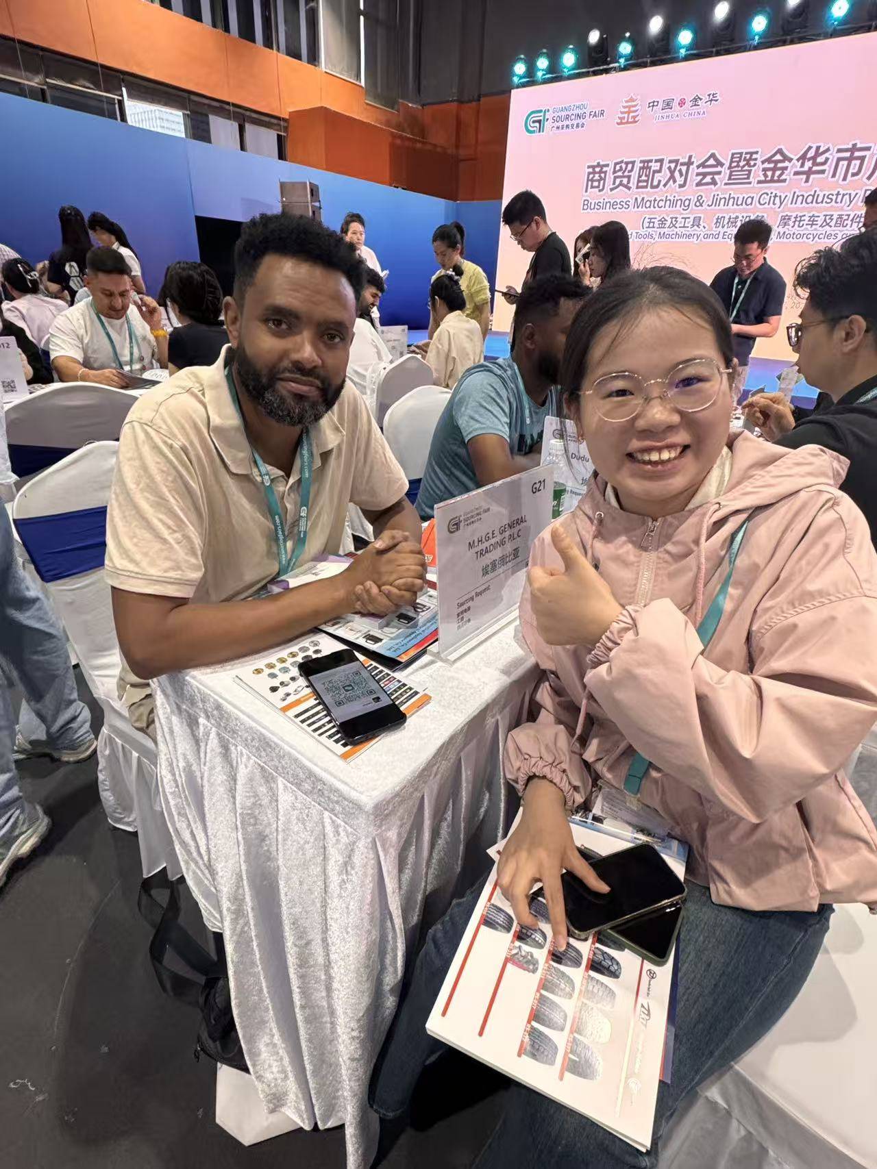 Glory Returns to Canton Fair! KUMA Brand Tires under Ruisilaifu Are Sought-After by Merchants Worldwide4