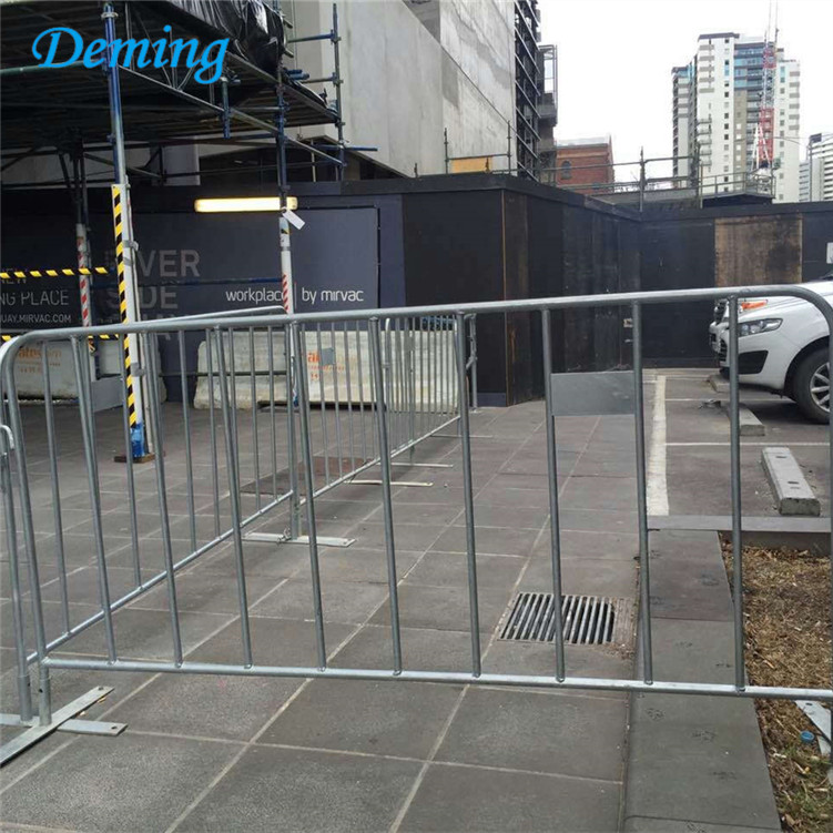 Factory Galvanized Metal Crowd Control Barrier Fence