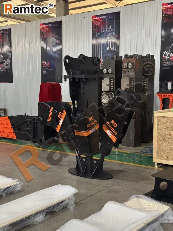 Silent and Eco-Friendly Hydraulic Breaker for Efficient Skid Steer Loader Operations
