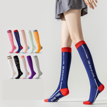 Wholesale Breathable Non-Slip Outdoor Cycling Climbing Quick-Dry Compression Socks for Women