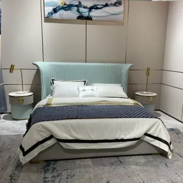 minimalist bedroom double bed