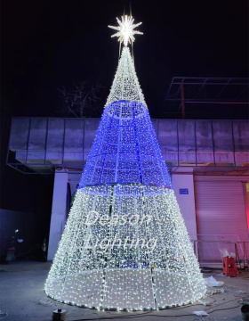 Customized Outdoor PVC Artificial Christmas Trees with LED Lighting