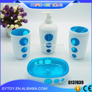 2015 New design low price promotion gift fashion bath set