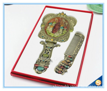 Castle design Handle Mirrors Delicate Metal Hand Cosmetic Mirrors Handle Mirror with Comb Set Hand Held Mirrors